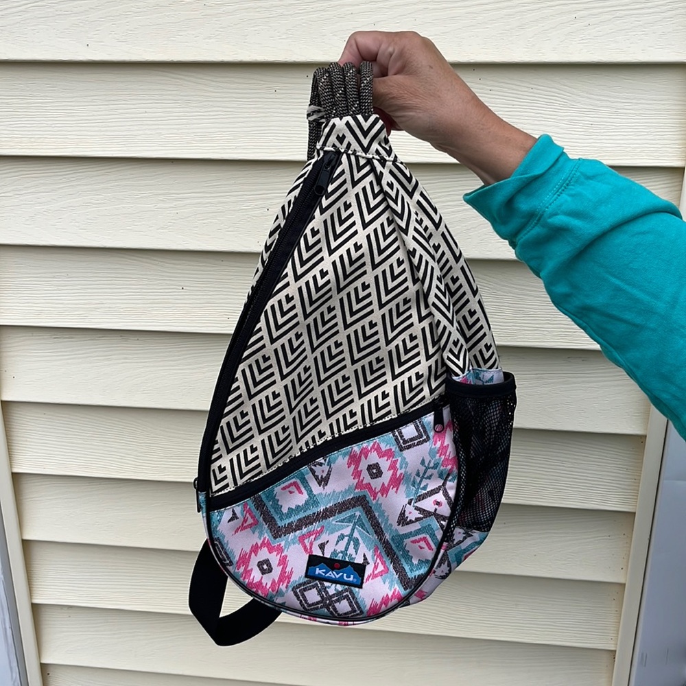 Kavu sling bag